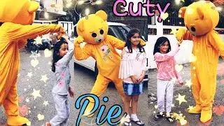 Teddy Bear dancing with girls | Teddy Dance | Irritating People