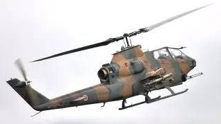 【アパッチ調達失敗で続投】 陸上自衛隊 AH-1S 対戦車ヘリ TOW ミサイル誘導不能・発射失敗