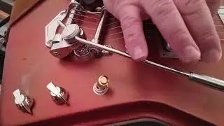Retro Explorer guitar build, sound with reverb and slapback echo