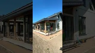 Остекление террасы в Санкт-Петербурге - вещь необходимая. Это один из вариантов 😎