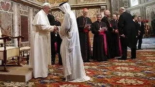 Pope in Symbolic Istanbul Visit: Breaking News