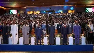 Forum Invest in S&eacute;n&eacute;gal : Kin&eacute; Lam enflamme le public avec une prestation m&eacute;morable !