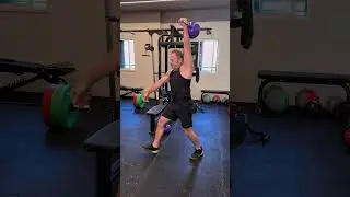 Libro sul Kettlebell Training e Esercizi Avanzati