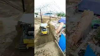 #bulldozer #nissan #automobile #accident #viralvideo #viralshorts #shorts #video #car #hyundai #cat