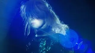 IIRIS - Stranger (official video)
