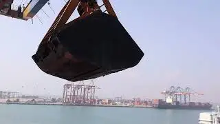 Link conveyor system at VOC Port