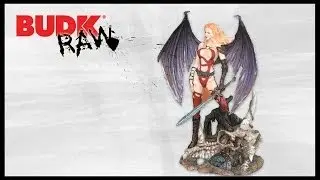 Fantasy D&eacute;cor Princess Warrior Resin Statue