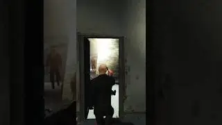 Hitman make funn with security guards #hitman3 #gaming #gta #hitmantrilogy #security #youtubeshorts