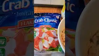 spicy imitation crab meat finished #sushiroll #sushirollsathome #homemadesushi #spicyimitationcrab