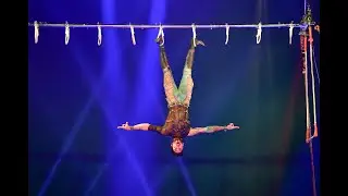 Upsidedown Trapeze Circus Extreme Dangerous Act