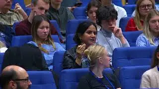 ЕС: Фон дер Ляйен допросит Зеленского о продвижении Трампом мирного соглашения | Meridian