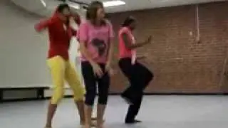 Walk It Like A Model Dance!