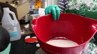 Making Oatmilk and Honey Hot Proses Soap