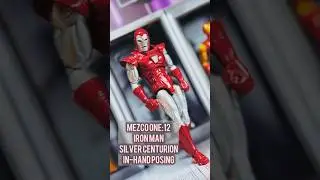Posing The Mezco Iron Man Silver Centurion #actionfigures #mezco #ironman #marvellegends #marveltoy
