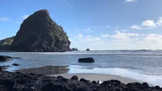 🏝️ Visit Piha Beach Auckland NZ | ⛰️ Lion Rock, 🌊 Surf & 🏞️ Stunning Views 