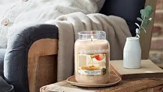 Freshly tapped maple 🥞 Yankee Candle 🕯