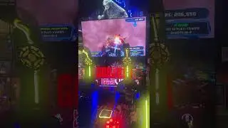 Jason playing Godzilla Kaiju Wars VR at Dave and Busters #jason #arcade #vrarcade #gaming