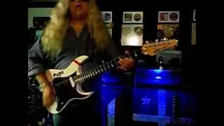BORICUA GUITAR POWER / Isn't It A Pitty