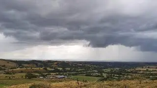 Holidaymakers face more flight disruption in 'drastic' weather change