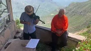 Rar&aacute;muri Bird Serenade (2024) by Romayne Wheeler (born 1942)
