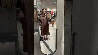Шоппинг. Хочу шоколадный плащ #over40fashion #modelover50 #over40women #styleafter50 #fashion
