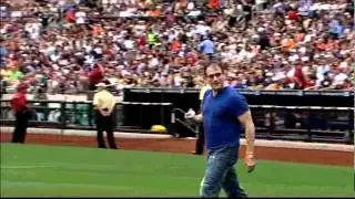 Dr. Stephen Soloway Throws First Pitch at Mets Game