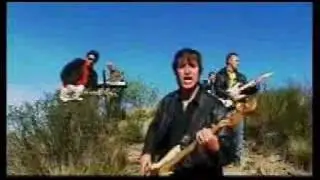 Alcohol Etilico, A Tu Manera Music Video