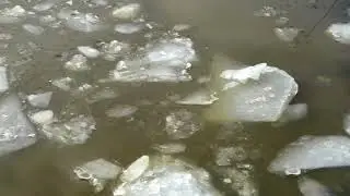 Frozen Shore in Helsinki, Finland (4K)