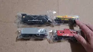 HO Scale Shell Oil Die-cast Train Set + Extras