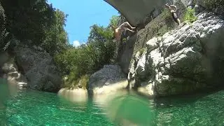 Jumping into Učja/Soča, Bovec
