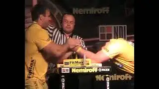Denis Cyplenkov vs Genadi Kvikvinia (Immovable left arm)
