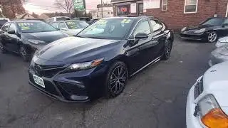 TOYOTA CAMRY SE 2022 года выпуска &mdash; 2,5 литра, 202 л.с. &mdash; один владелец &mdash; работает и выглядит как...