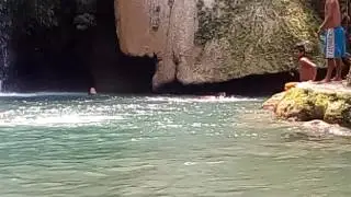 El Ojo de agua en cuaxilotla guerrero