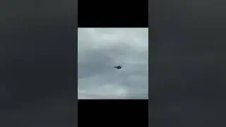 Ukrainian SU-27 of the 40th tactical aviation brigade of Ukraine flies over Kiev.🫡🇺🇦@TheStar69