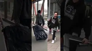 Допустимы ли сумки на колесах в хоккее?