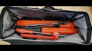 The High Capacity BUCKET BOSS Extreme Big Daddy 26 inch Tool Bag
