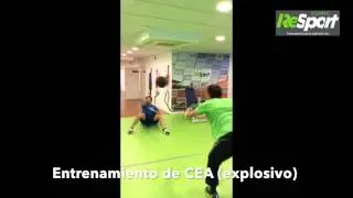 Ejercicio para mejorar la fuerza explosiva de brazos en waterpolo