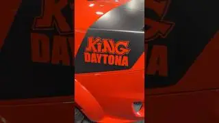 Красный подержанный Dodge Charger SRT Hellcat Redeye 2023 года | Билл Люк Темпе