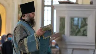 Божественная литургия на Введение во храм Пресвятой Богородицы