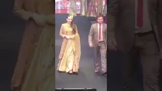 Karisma kapoor show stopper at arab asia fashion week