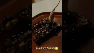 Brownie🤤❤️A bite of heaven🤤🫠❤️ #brownie #foodie #trendingshorts