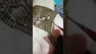 Let my hands do the talking  ✨🌿 #mehndi#mehndidesign  #henna#youtubeshorts #shortsviral #mehndivibes