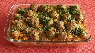 Um belo macarrão com almôndegas delicioso para se fazer