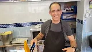 OVER 100 YEARS OLD FISH AND CHIPS SHOP REVIEW | FOOD REVIEW | THE FOOD GOVERNOR