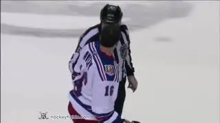 Tootoo Gives Away Stick After Exchanging Blows to Avery - HockeyEdits