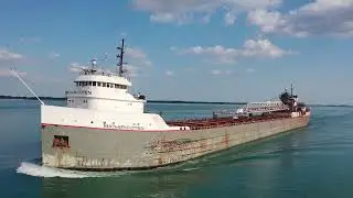 061423 Detroit River traffic