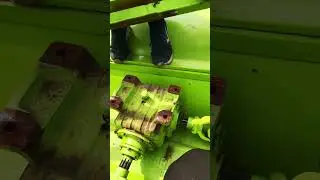 Straw reaper gearbox #repair #mechanical #punjab #work #gearbox #youtubeshorts #viral