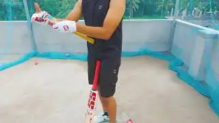 Gripping a New Cricket Bat! 🏏 Double Grip for Better Hold