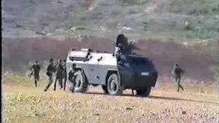 2 de 3  Unir exhibición 1984   despliegue SEBLIN - Tiro de combate pelotón de fusiles