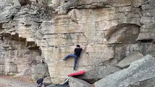 Poetry in Motion (V6) - Gunks Bouldering: Trapps (Susie A Area)
